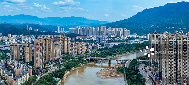 广元市 红星公园 澳源体育中心 万达 利州区 学府路 奥体大桥图片素材