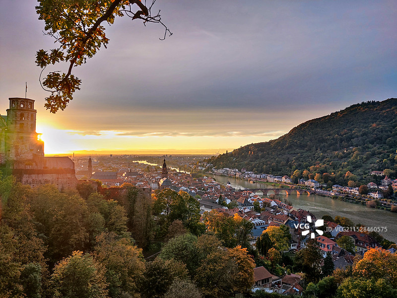 德国海德堡市城堡小镇日落风光图片素材