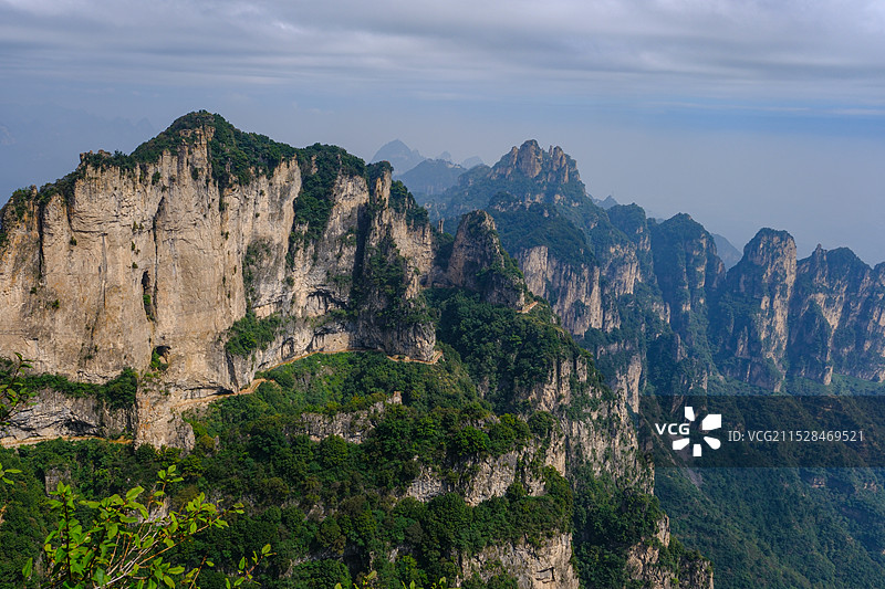 中国山西省晋城市临川县古郊乡 中国南太行 王莽岭景区，观日台，散花台，路漫漫， 4A级景区图片素材
