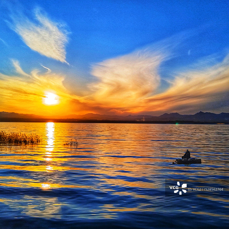 官厅湖日落湖景图片素材