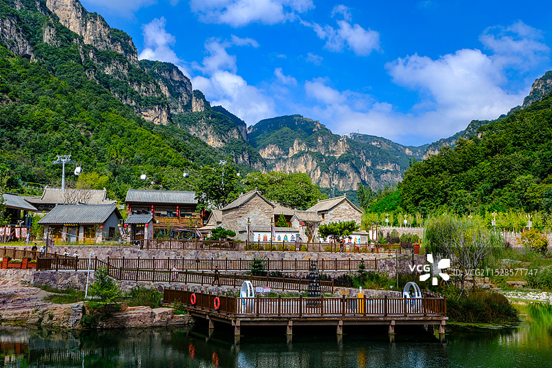 中国山西省晋城市临川县古郊乡 中国南太行，锡崖沟景区，锡崖沟挂壁公路， 锡崖沟古镇，4A级景区图片素材