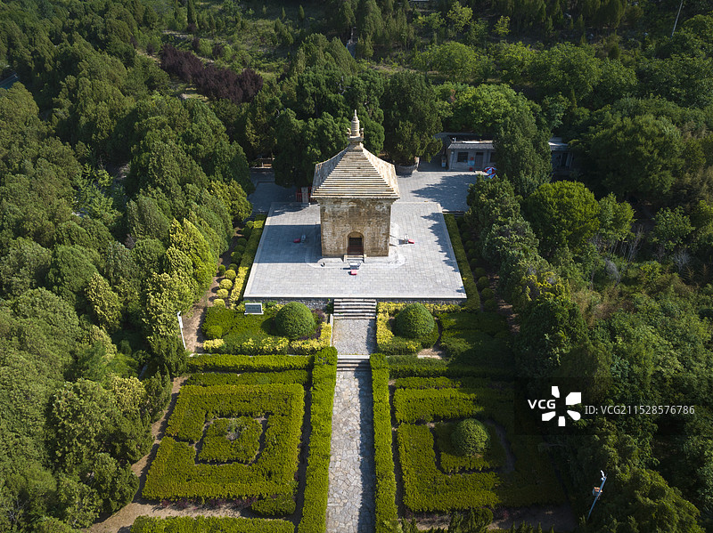 航拍视角下的四门塔图片素材