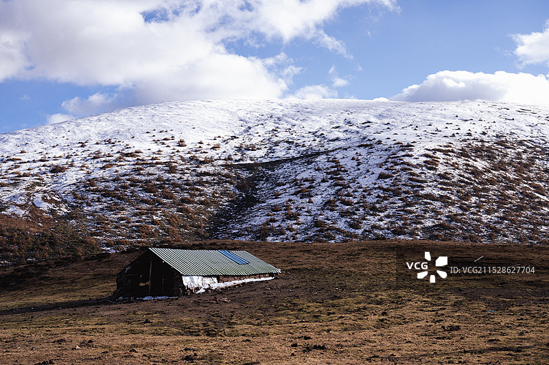 梅里雪山和白马雪山图片素材