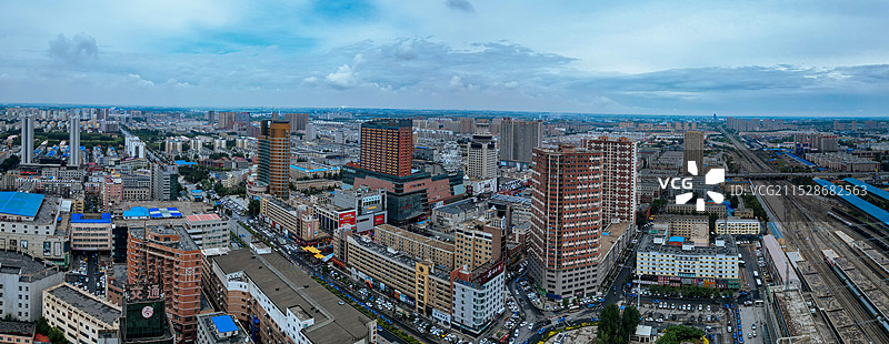 四平市 吾悦广场 体育馆 万达广场 烈士纪念塔 南湖公园 图书馆图片素材