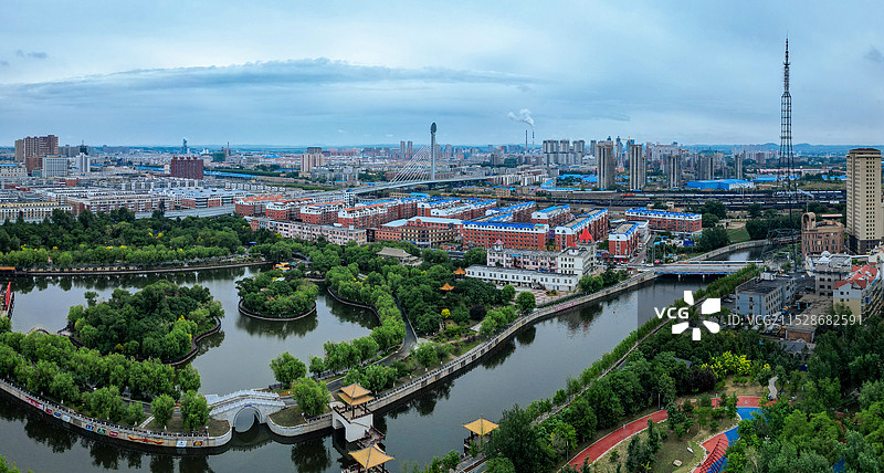 四平市 吾悦广场 体育馆 万达广场 烈士纪念塔 南湖公园 图书馆图片素材