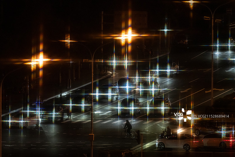 车水马龙的夜图片素材