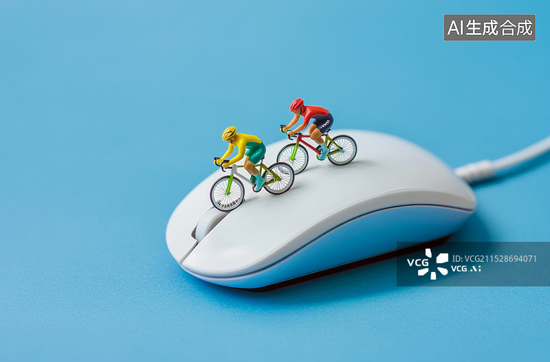 【AI数字艺术】一个创意的场景，三个微型自行车手模型骑在一只电脑鼠标上。背景是蓝色的，整体画面充满了趣味和幽默感。图片素材