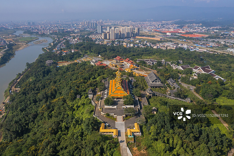 航拍瑞丽总佛寺 东南亚建筑图片素材