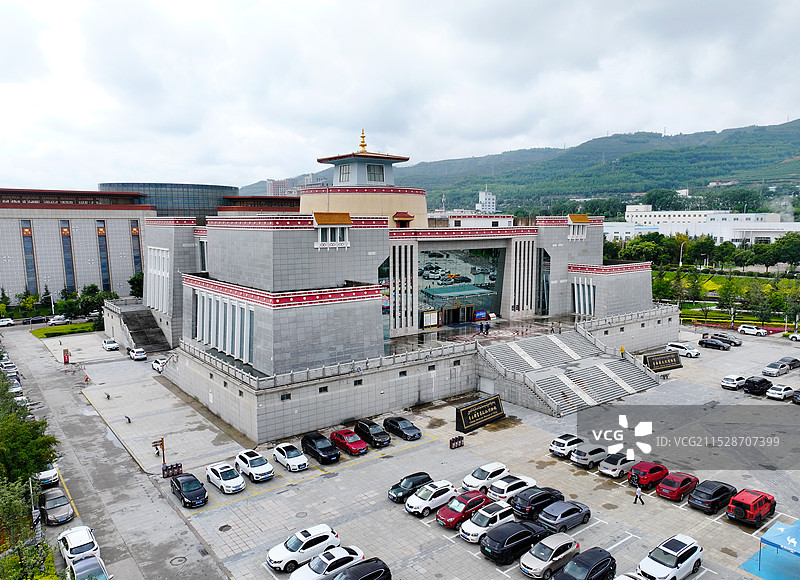 青海省西宁市青海藏文化博物院航拍图片素材