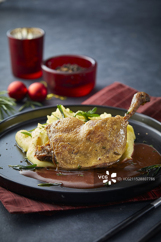 经典法式西餐美食 油封鸭腿图片素材
