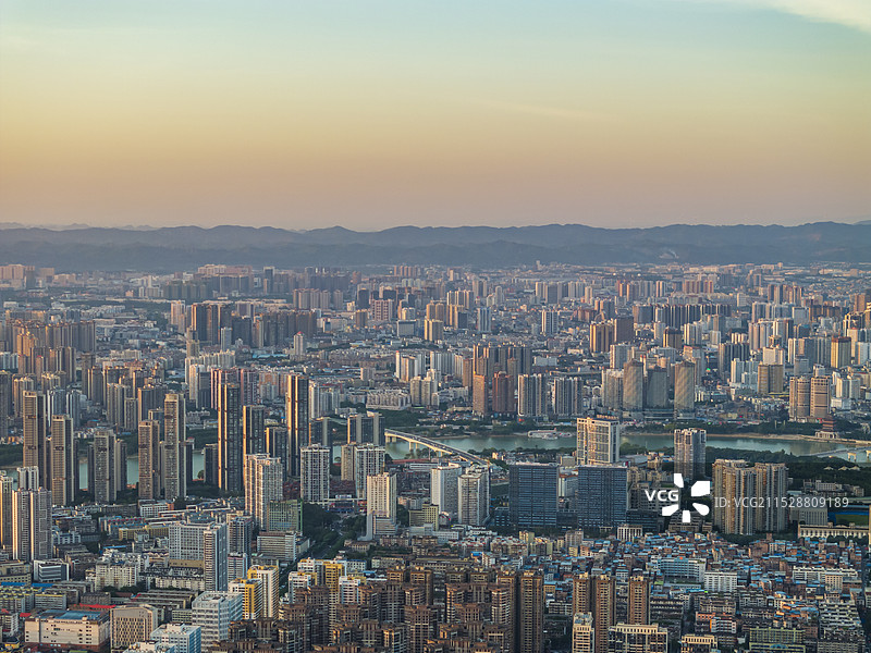 南宁夕阳城市风光航拍图片素材