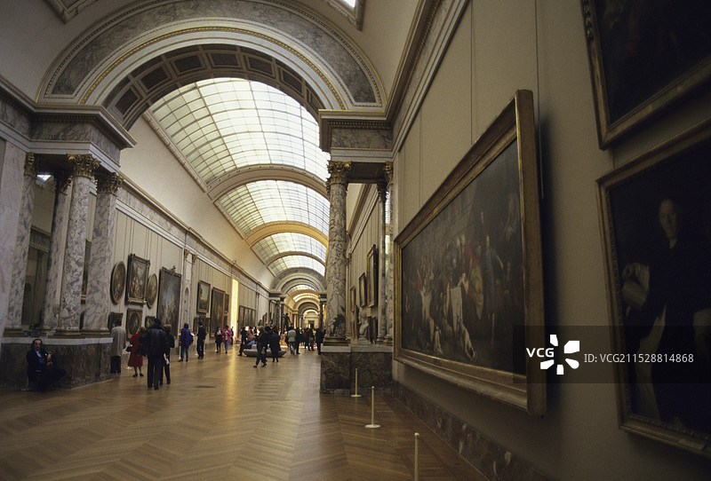 卢浮宫内部图片素材