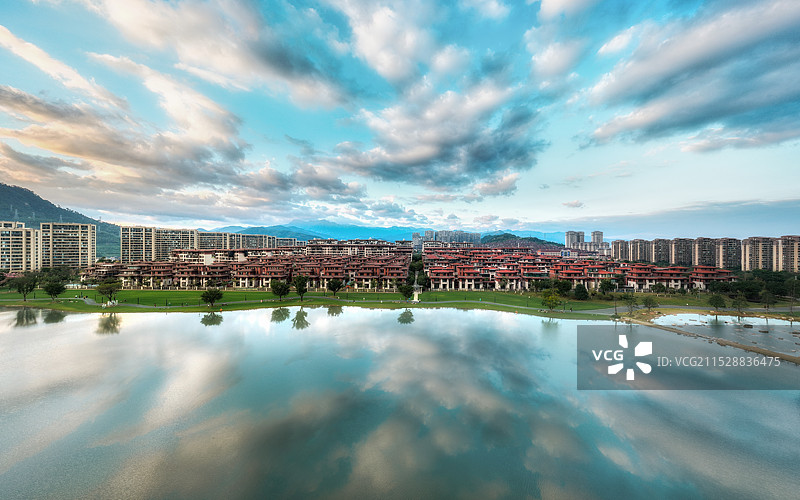 中国福建龙岩市紫金山晴雪湖图片素材