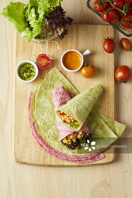 墨西哥美食鸡肉卷图片素材