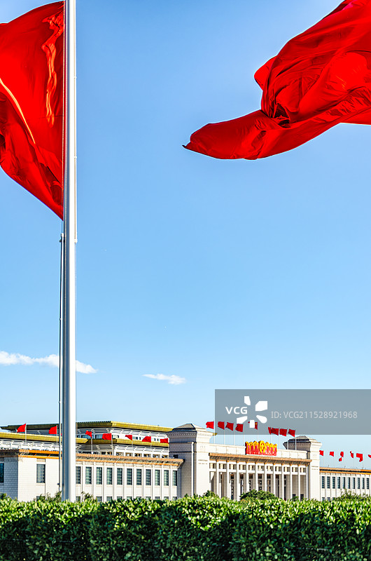 红旗下的中国国家博物馆图片素材