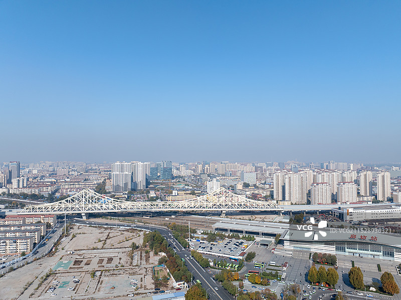 河北省廊坊市廊坊站和光明桥图片素材
