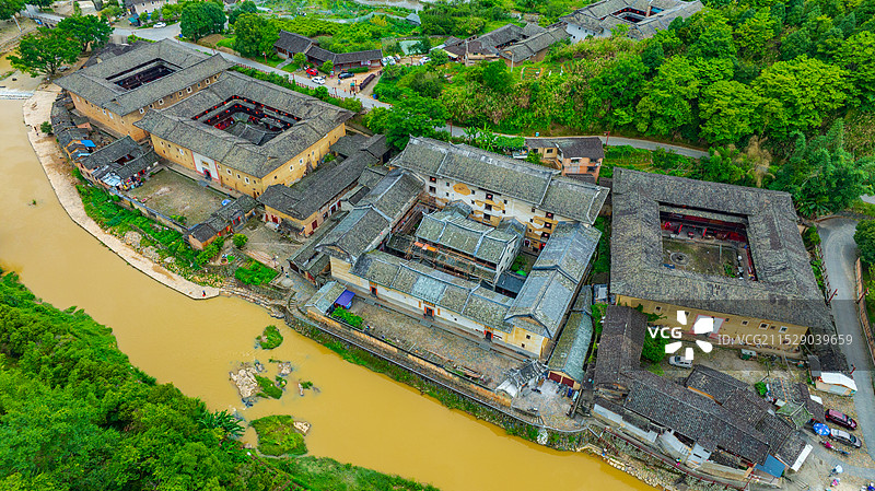 福建土楼洪坑土楼全景航拍图片素材