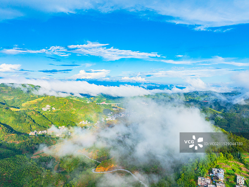 广西河池凤山百乐坳航拍云海美景图片素材