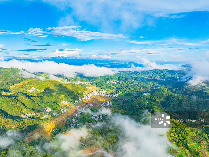 广西河池凤山百乐坳航拍云海美景图片素材
