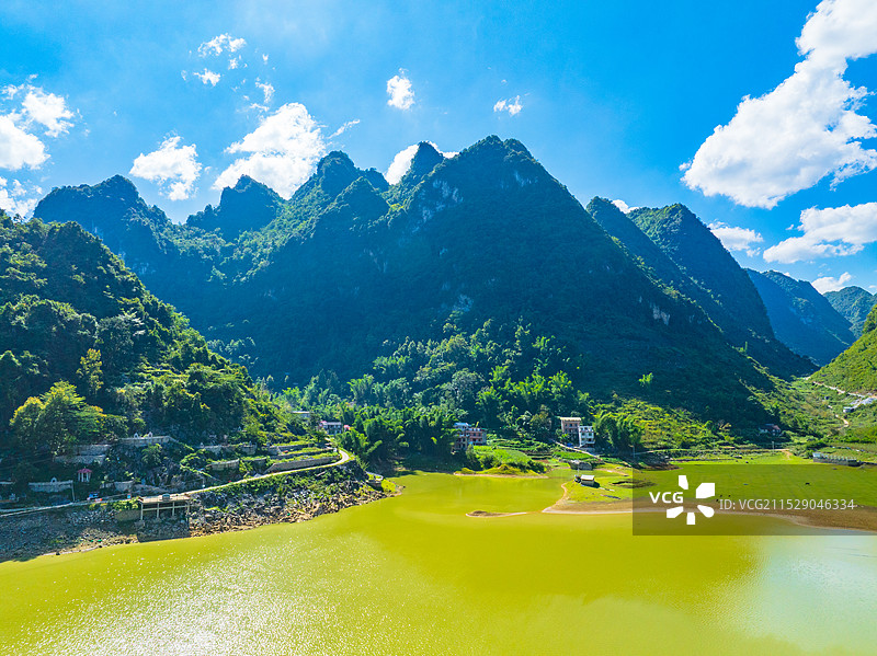 广西河池凤山县金牙乡石马湖图片素材