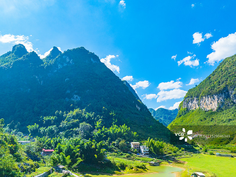 广西河池凤山县金牙乡石马湖图片素材