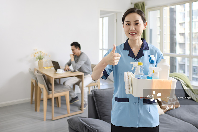 家政人员打扫卫生图片素材