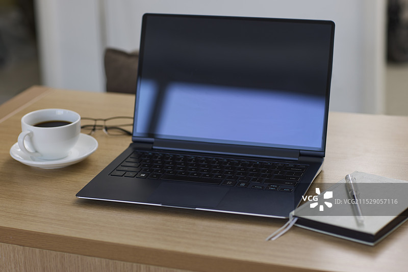 笔记本特写图片素材