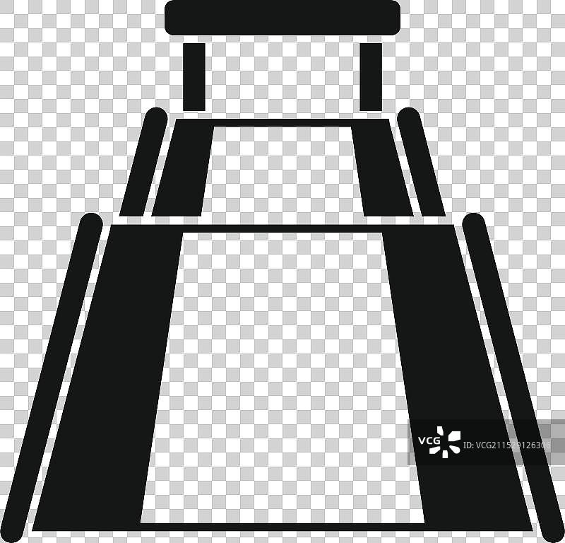 大型水上乐园设施，配有台阶和扶手图片素材