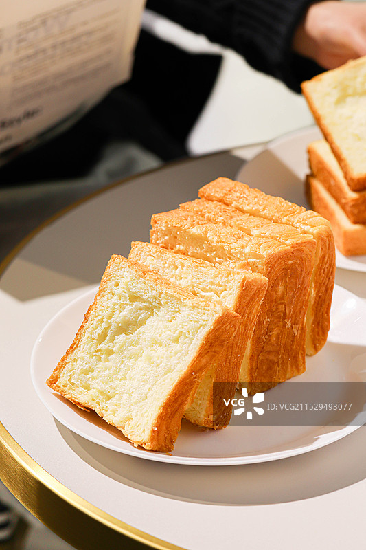 吐司烘焙巧克力黄油肉松切片发酵下午茶甜品面包早餐面粉面食图片素材