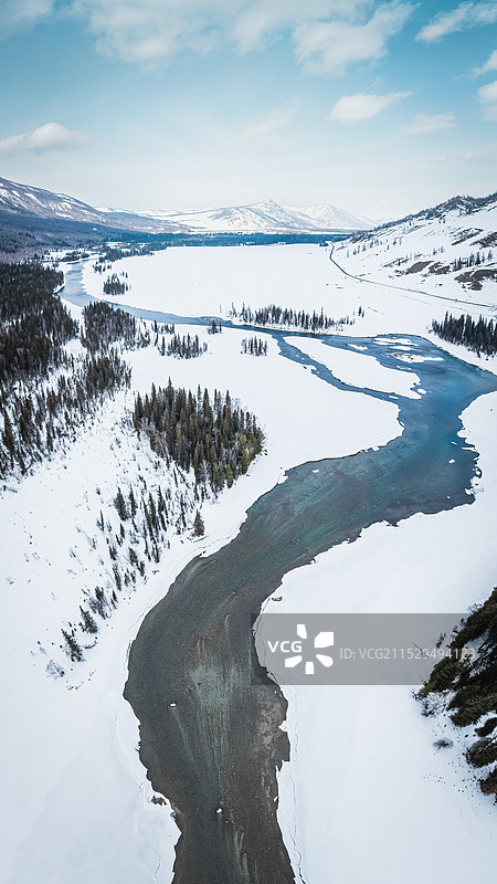 冬季的喀纳斯河图片素材