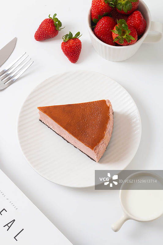 超软巴斯克蛋糕图片素材