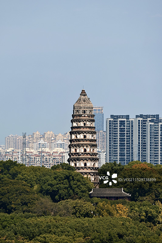 江苏苏州云岩寺虎丘塔图片素材