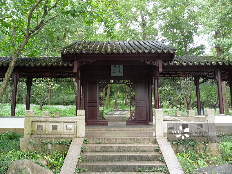 江苏苏州云岩寺虎丘塔图片素材