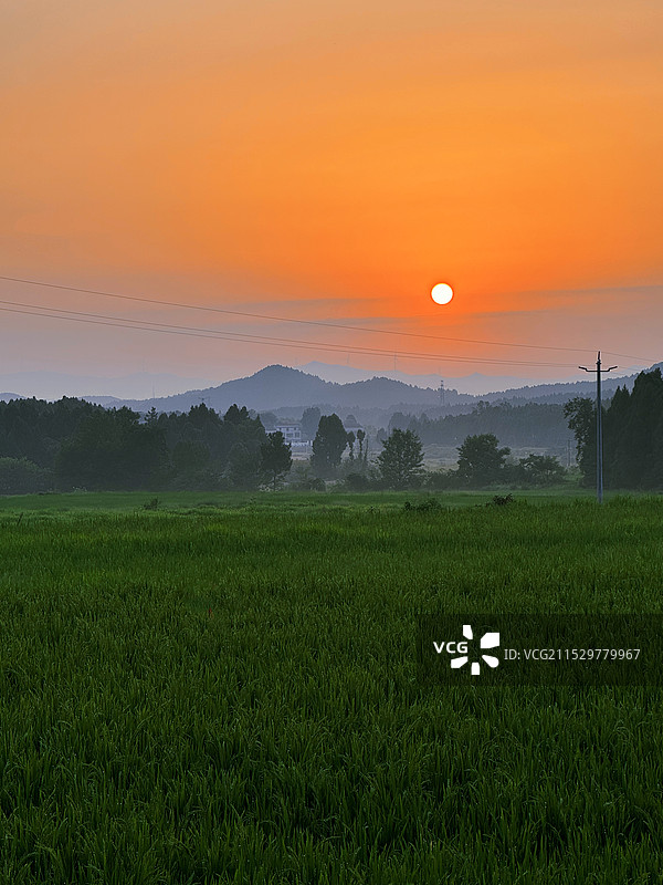 乡村日出图片素材