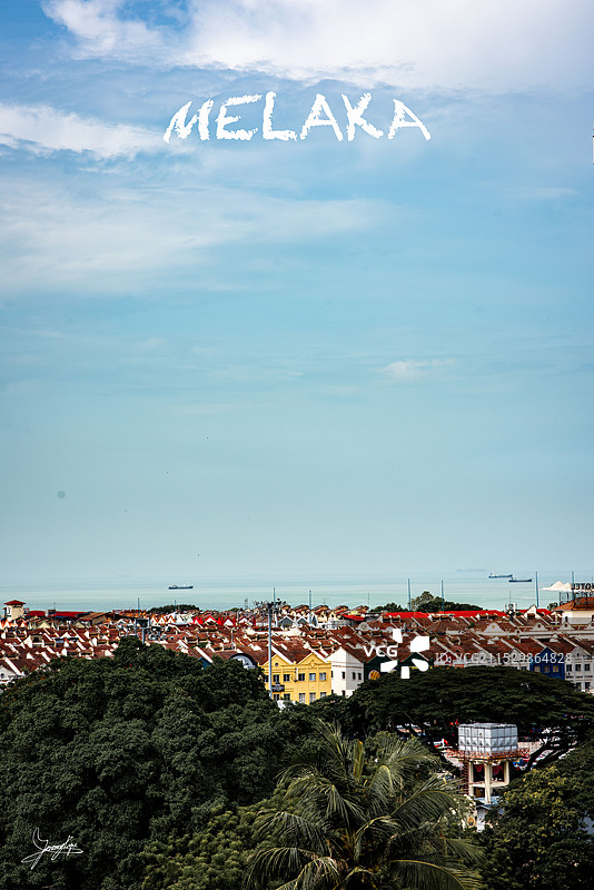 马六甲｜圣保罗教堂俯瞰马六甲海峡图片素材