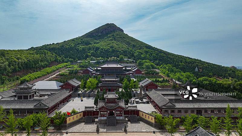 河南三门峡熊耳山下空相寺图片素材