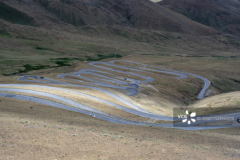 西藏山路图片素材