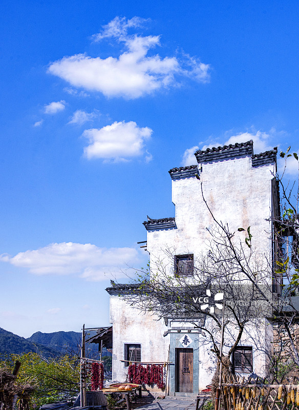 江西婺源县篁岭村皖南农家小楼图片素材