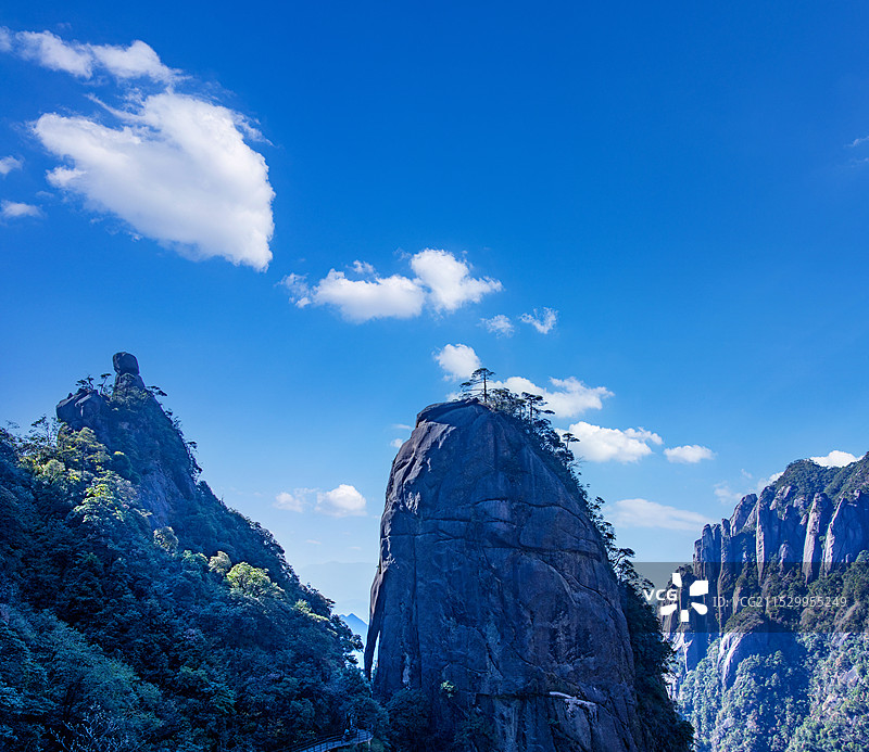 江西上饶三清山南清园《老道拜月》图片素材