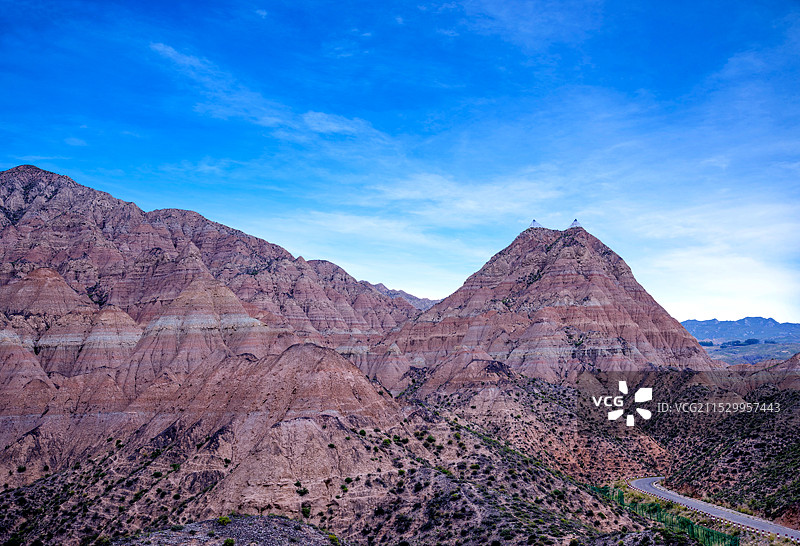 青海海南共和县龙羊峡土林地质公园图片素材