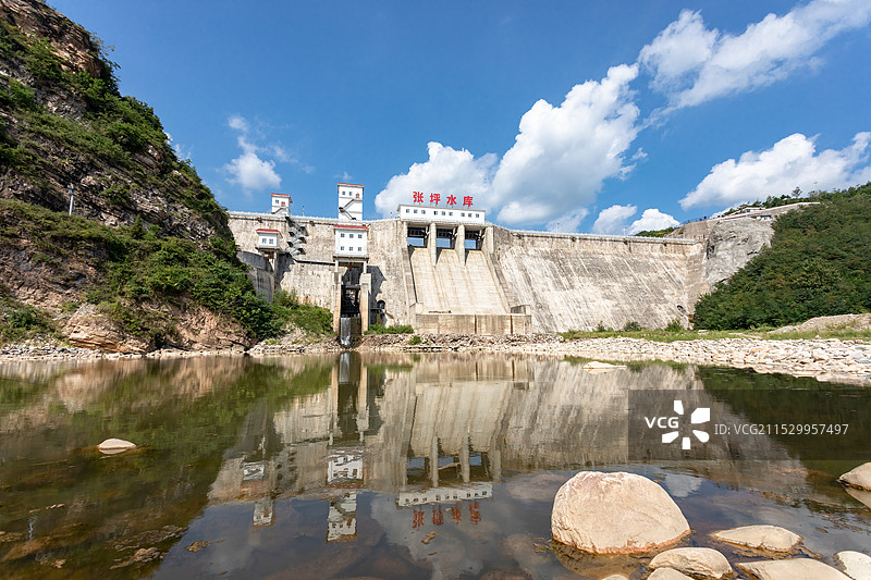 陕西省洛南县张坪水库大坝图片素材