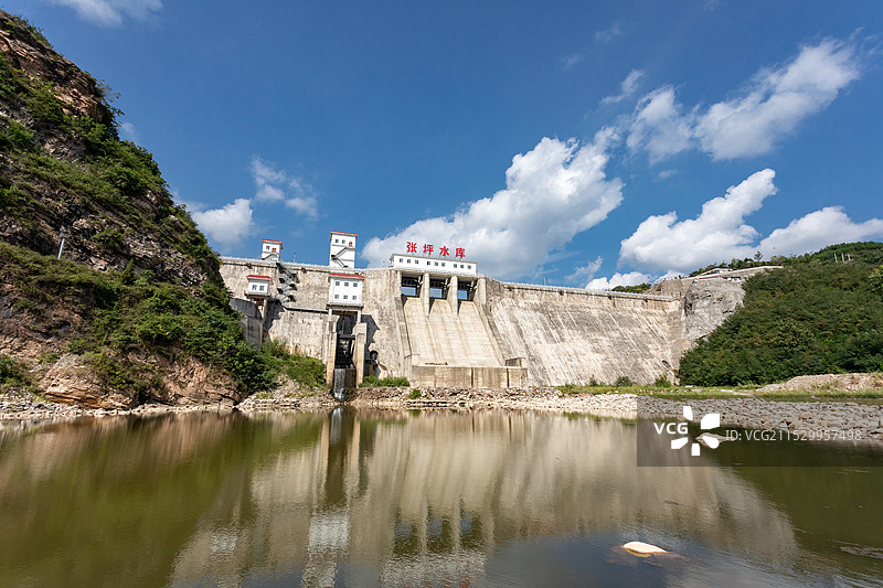 陕西省洛南县张坪水库大坝图片素材