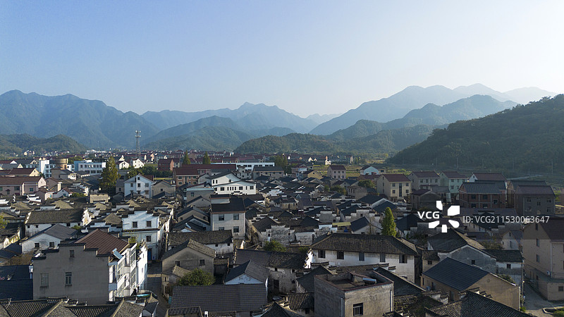 航拍桐庐江南古村落深奥图片素材