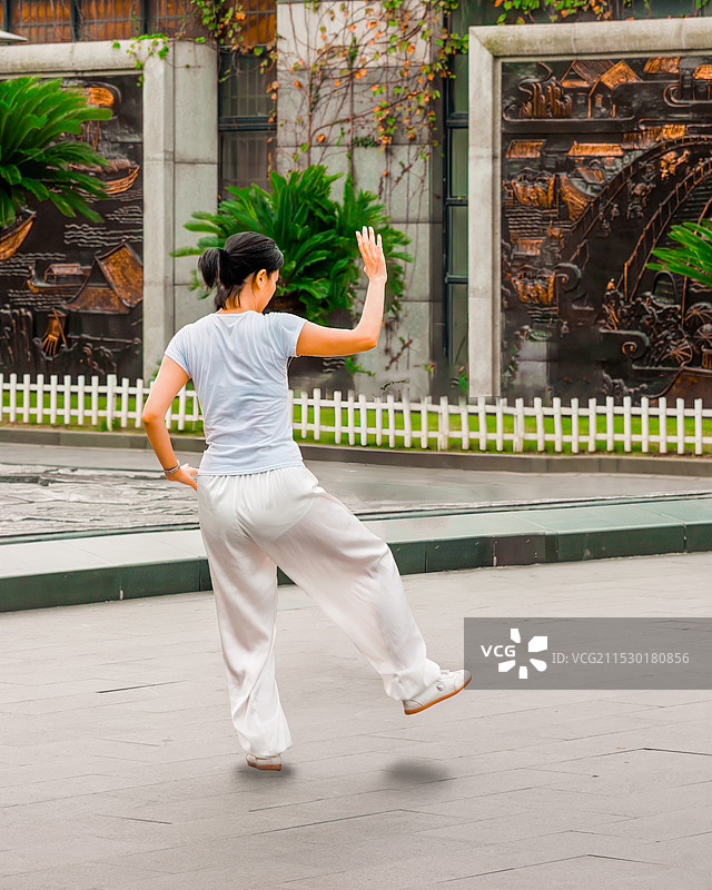 《晨》图片素材