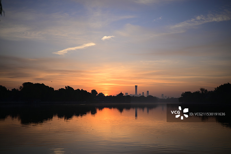 北京什刹海日出图片素材
