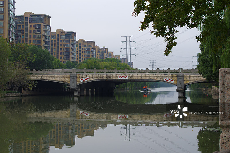 杭州市拱墅区上塘河杭玻桥立冬多云转阴图片素材