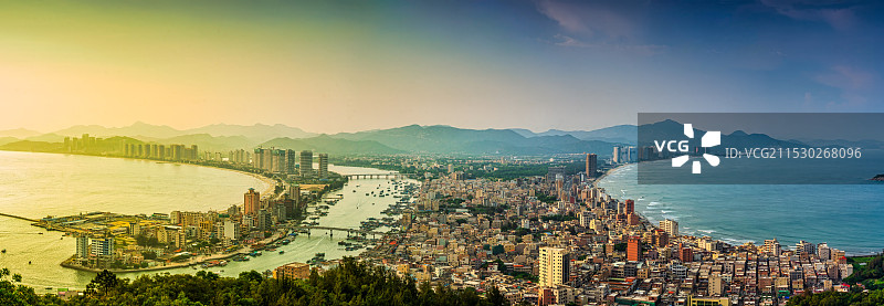 双月湾——广东惠东县图片素材