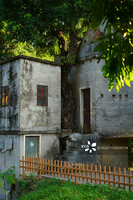 中国广东省东莞市东坑镇丁屋村古围墙历史文化建筑之美！图片素材