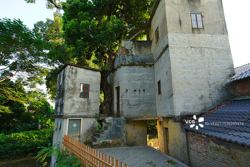 中国广东省东莞市东坑镇丁屋村古围墙历史文化建筑之美！图片素材