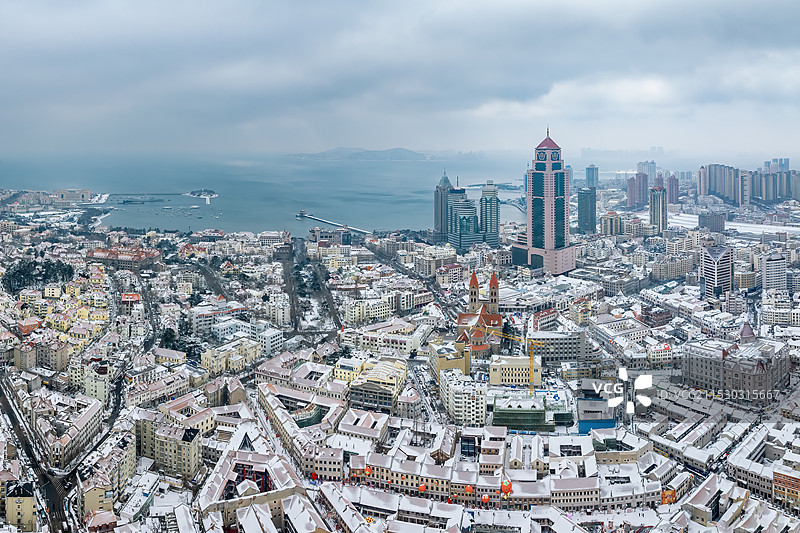 青岛老城区雪景图片素材